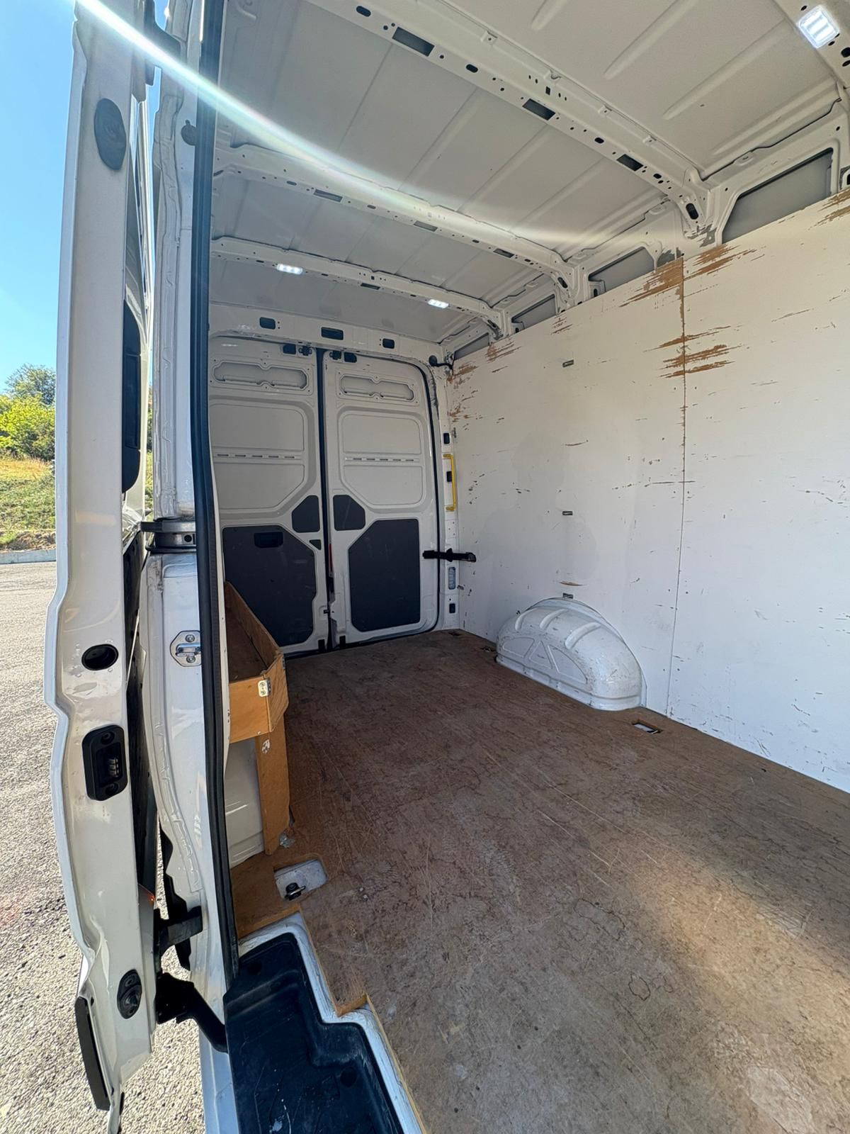 Volkswagen Crafter: vano di carico